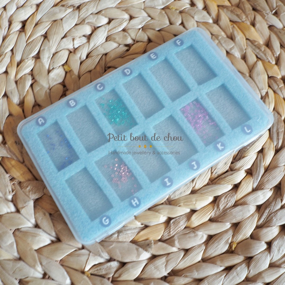 Boite de transport avec tapis de perlage nomade/ palette nomade /tapis à perler de voyage / plateau tissage perles/organiseur perles
